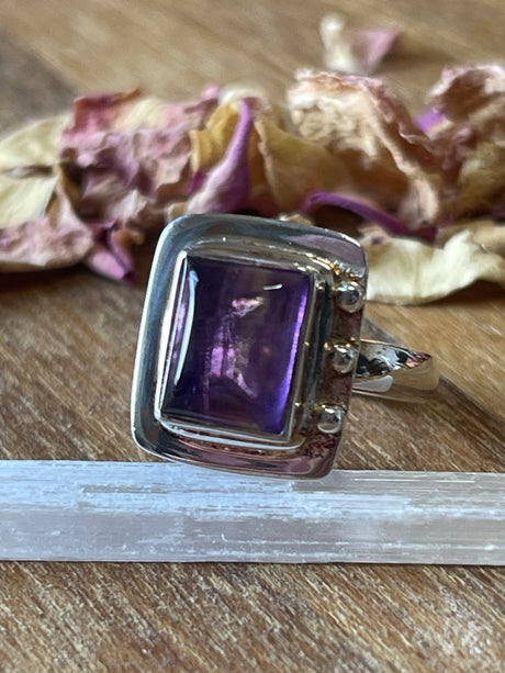 Amethyst Silver Ring Size 7