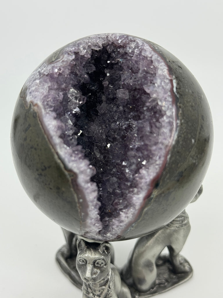 Amethyst Cluster Sphere 614g - Intuition & Protection