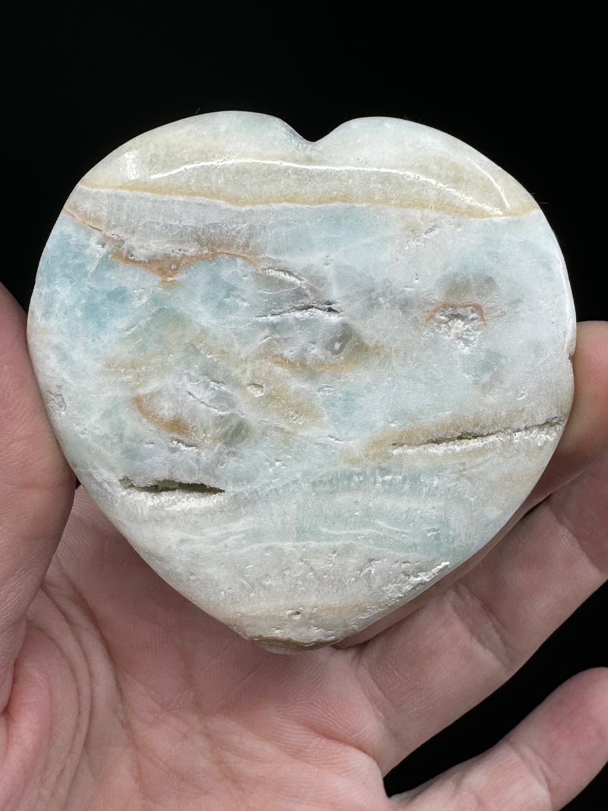 Caribbean Calcite Heart 95g - "I am calm and at peace with myself and others."