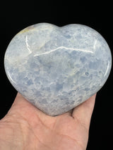 Blue Calcite Heart 468g - “I do not allow outside influences to disturb my inner peace”.