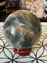 Black Moonstone Sphere 244g - ‘'I am open and ready for new beginnings in my life”.