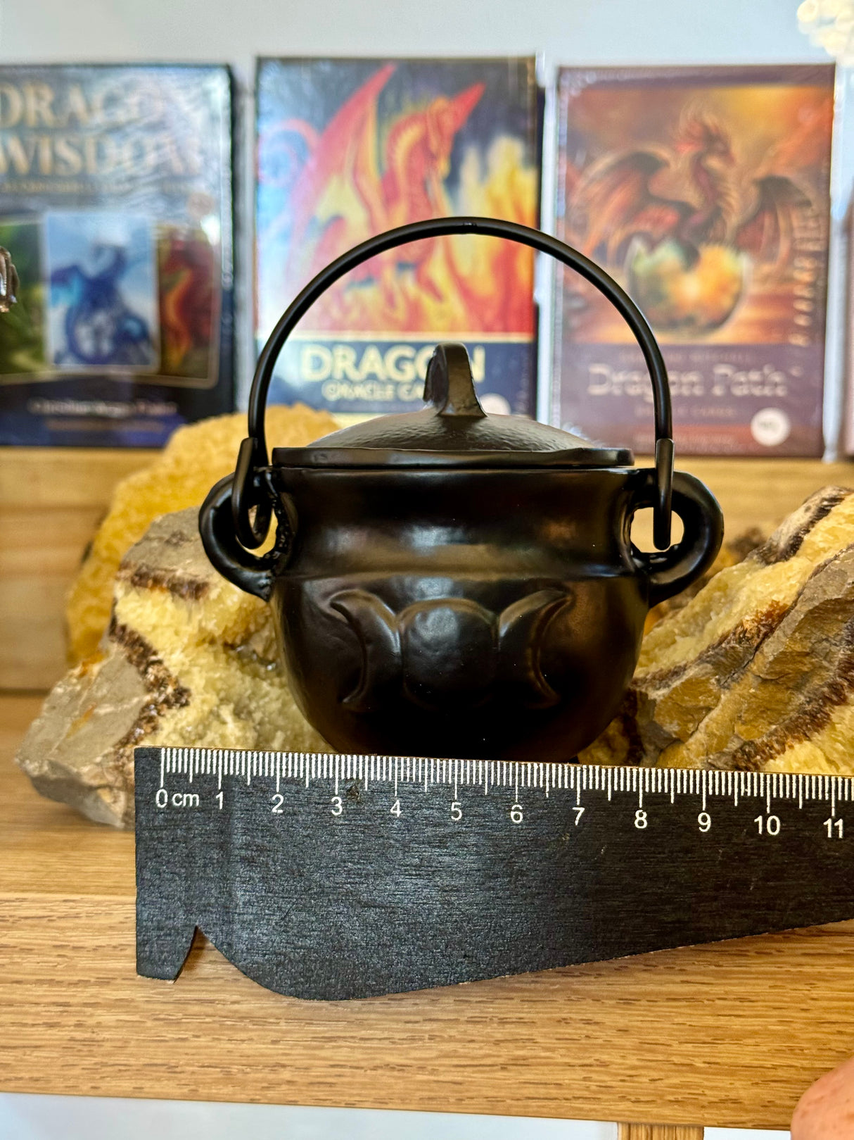 Cauldron, Cast Iron - Triple Moon