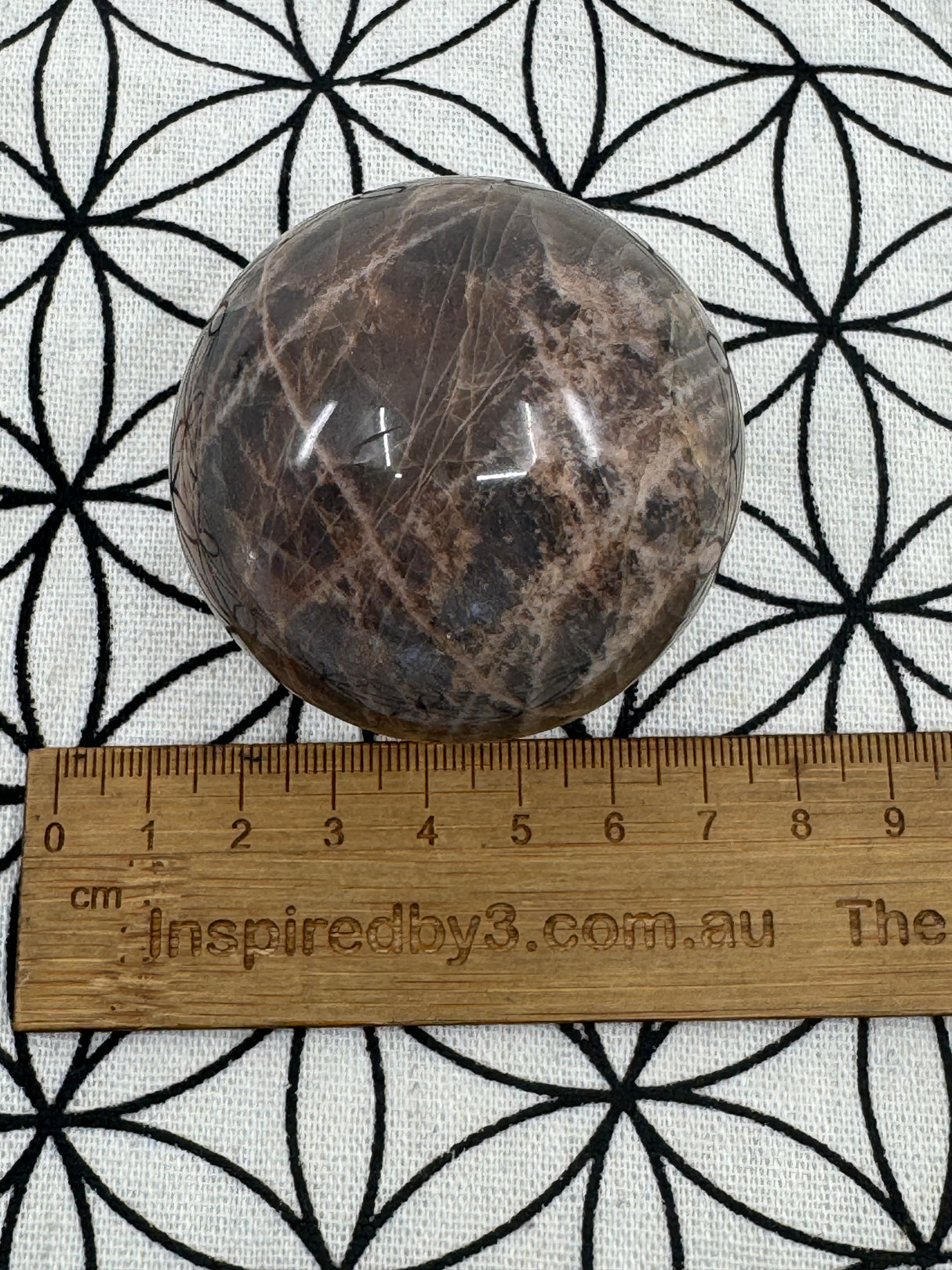 Black Moonstone Sphere 214g - ‘'I am open and ready for new beginnings in my life”.