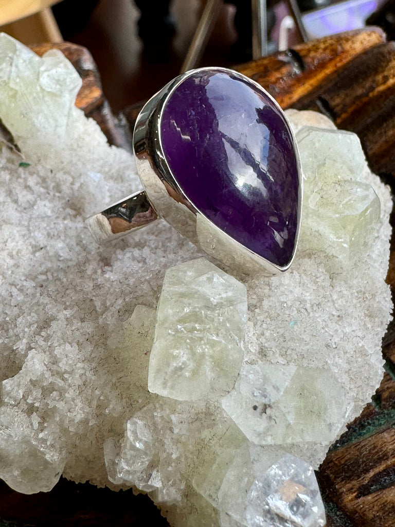 Amethyst Silver Ring Size 9 - "I am passionate and enthusiastic in all areas of my life."