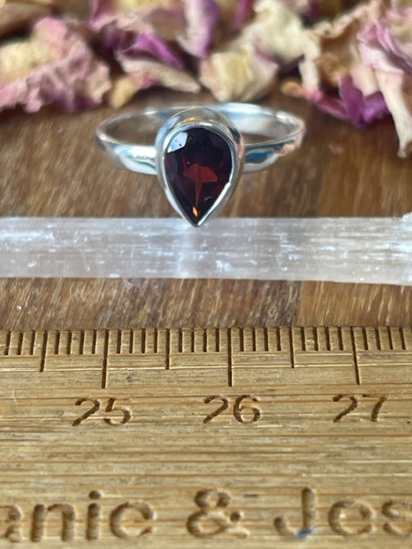 Garnet Silver Ring Size 8 - "I am passionate and enthusiastic in all areas of my life."