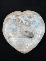 Caribbean Calcite Heart 95g - "I am calm and at peace with myself and others."