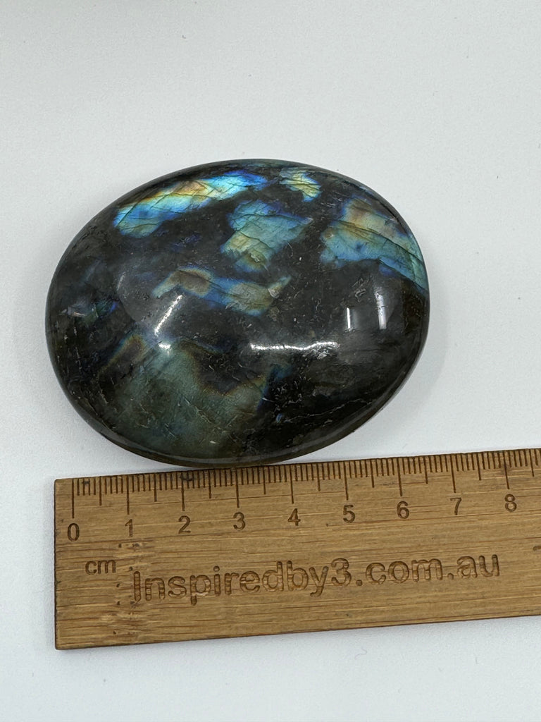 Labradorite Palmstone #11 - Magic & Protection