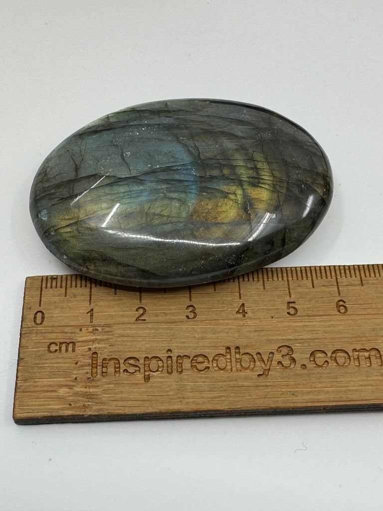 Labradorite Palmstone #14 - Magic & Protection