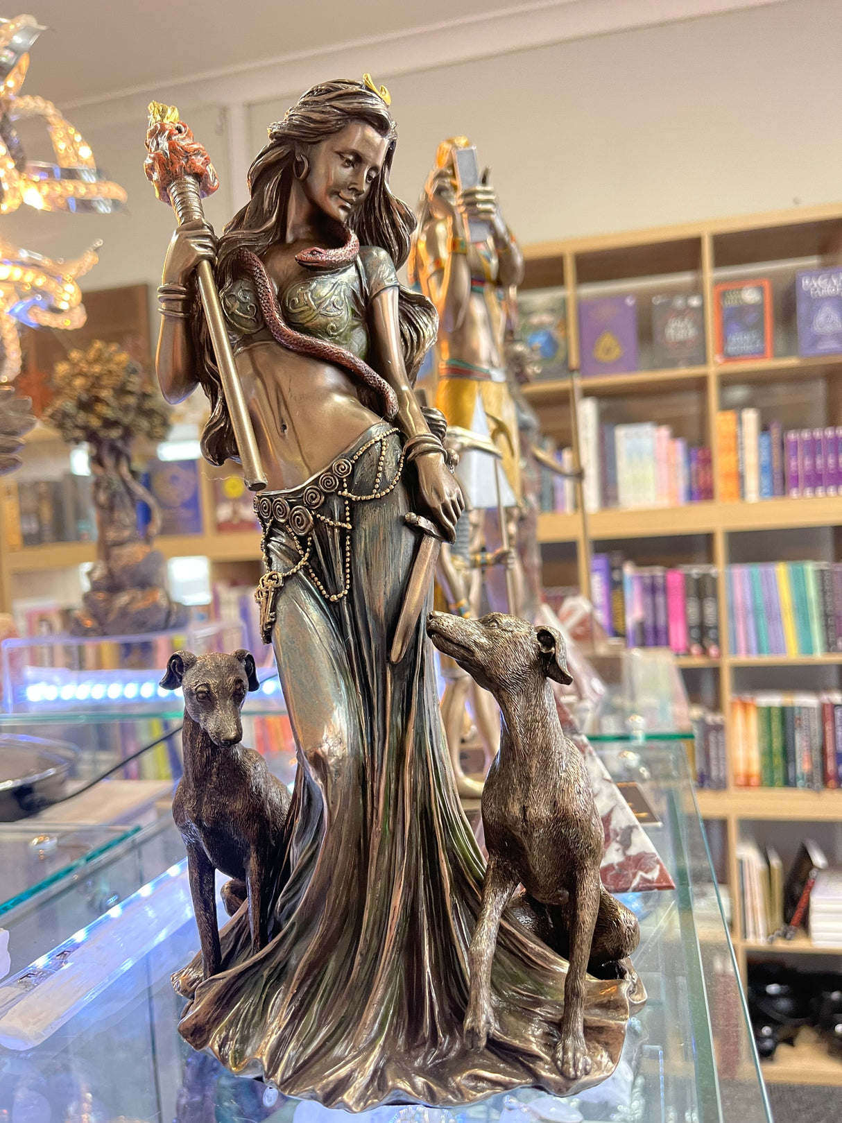 Hecate Statue - Goddess of the Crossroads, Magic & Sorcery.