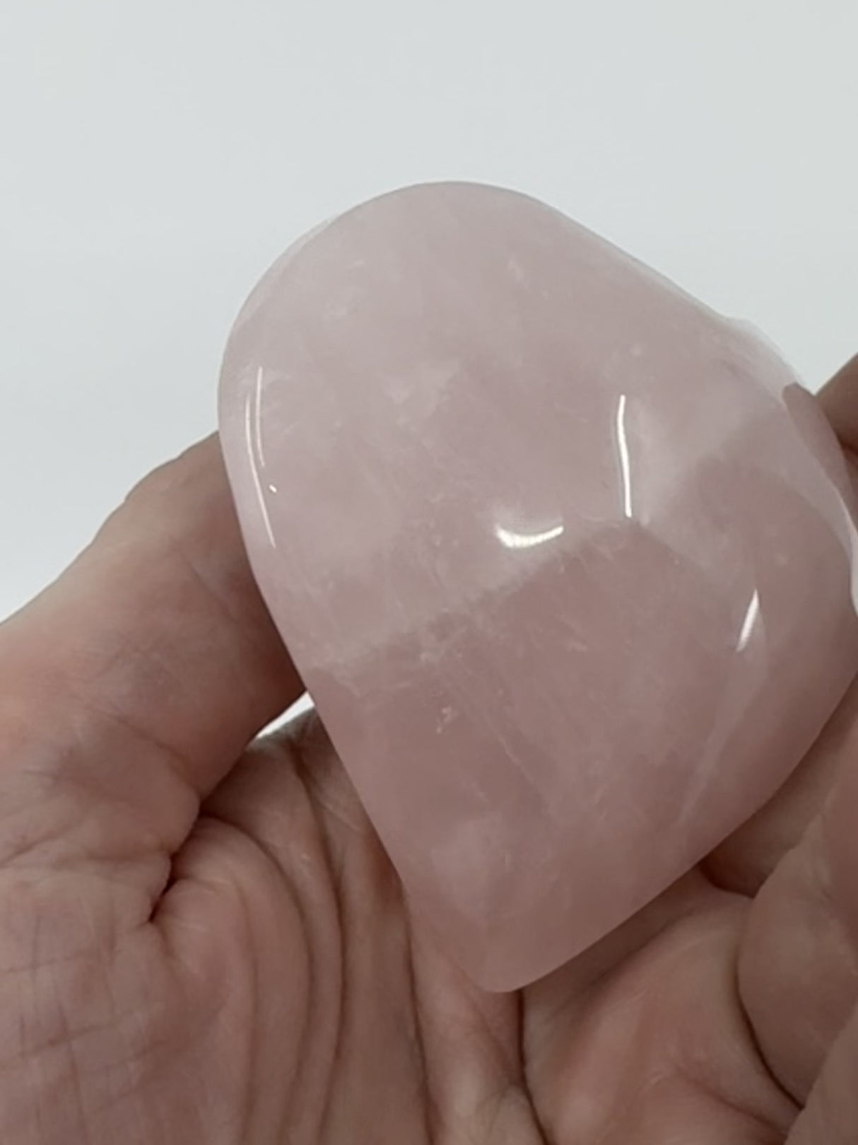 Rose Quartz Puffy Heart 122g - “I radiate love, beauty, confidence and grace”