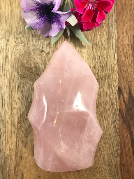 Rose Quartz Flame Madagascan - 432g - Love.