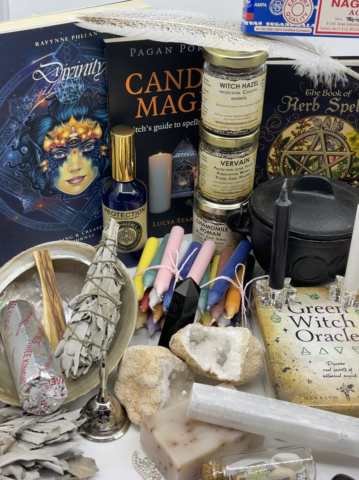 Witches Beginners Box - 75 items - The Craft.