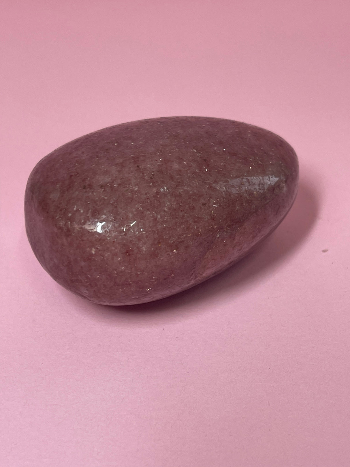 Strawberry Quartz Palmstone - Radiates Energy.