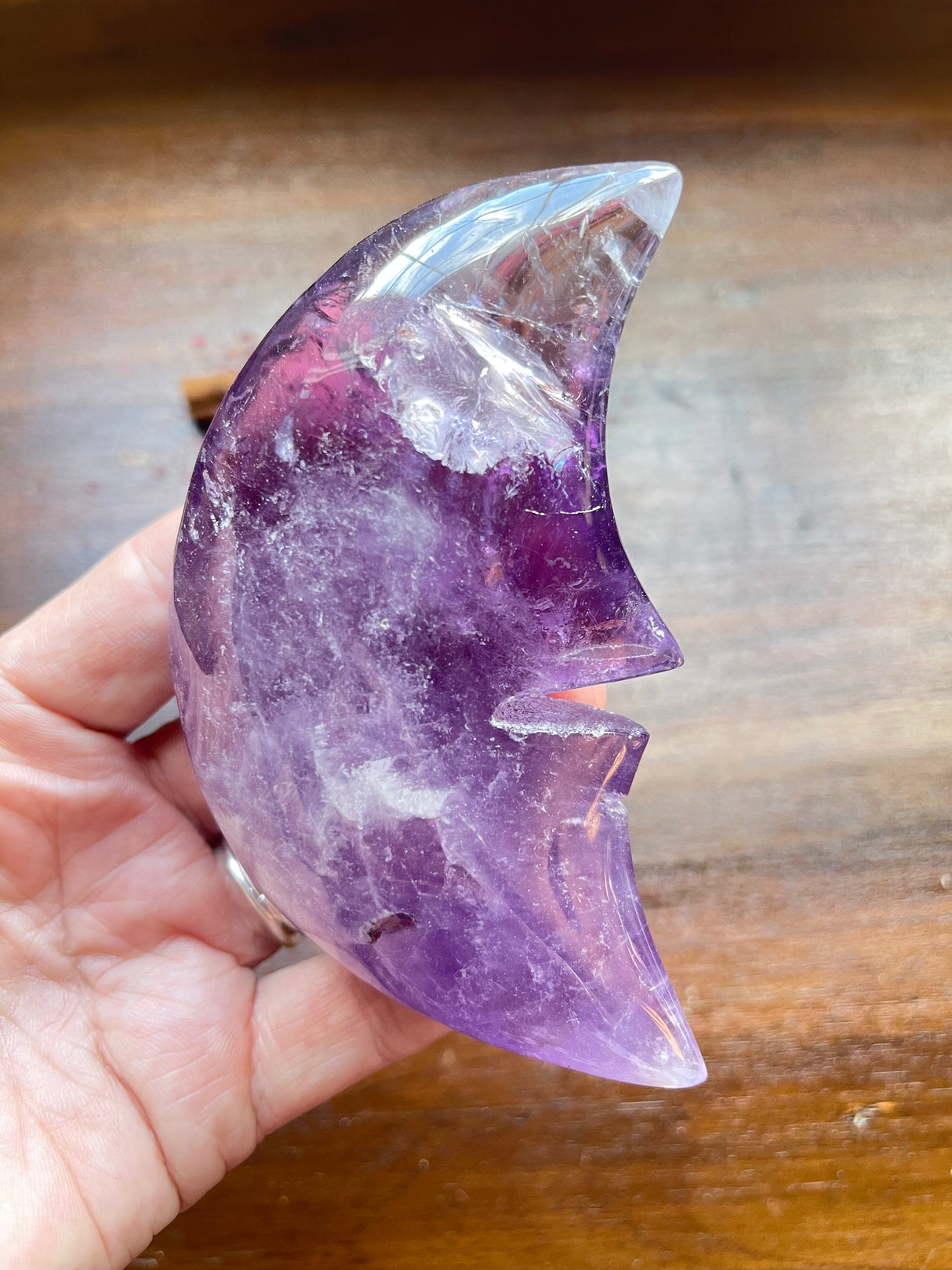 Amethyst Puffy Moon 277g - Protection & Intuition