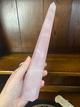 Rose Quartz Tower 24cm - 468g - Love. Peace.