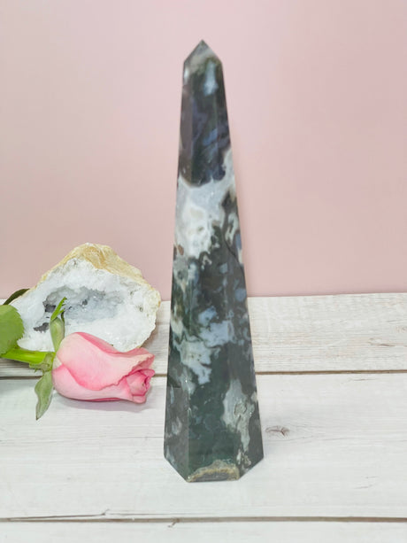 Agate Moss Tower - Nature Spirits. Grounding. Stability.