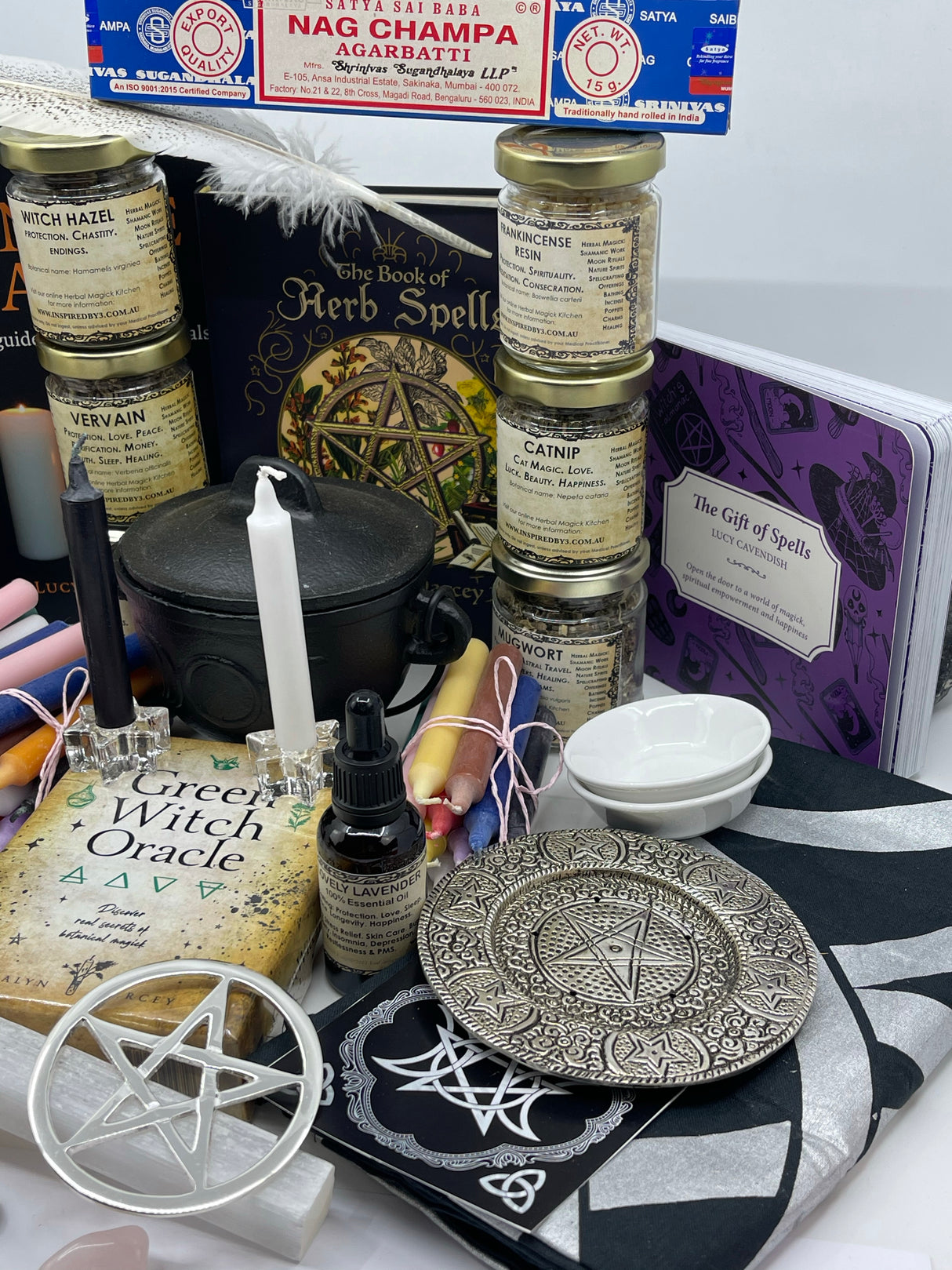 Witches Beginners Box - 75 items - The Craft.